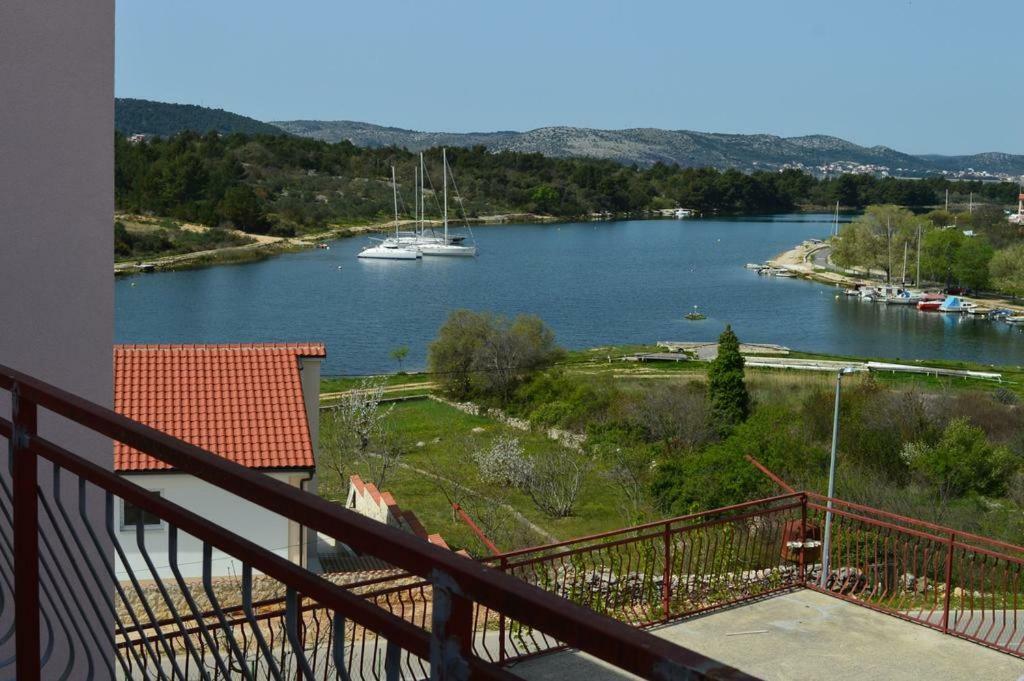 Apartmani Slavica Šibenik Exterior foto