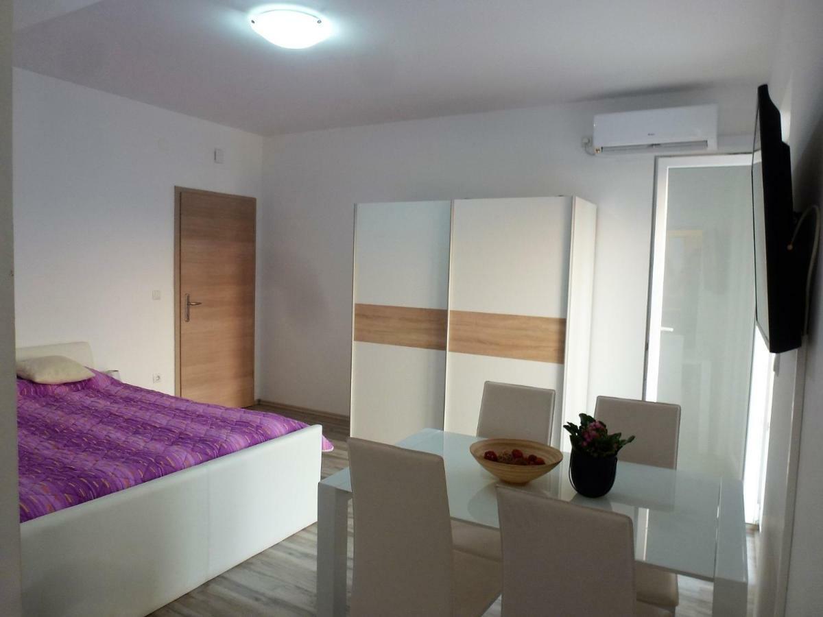 Apartmani Slavica Šibenik Exterior foto